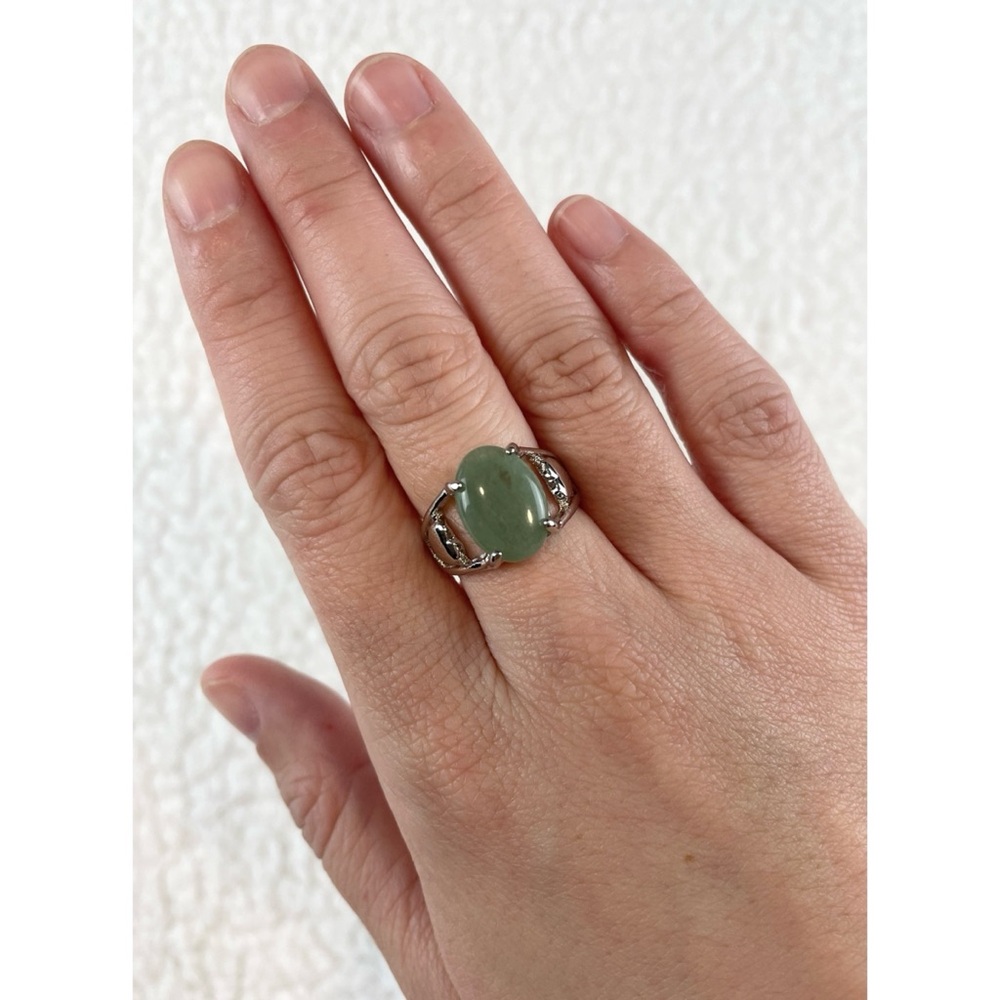 Green/Silver Oval Stone and Hearts Ring, 6